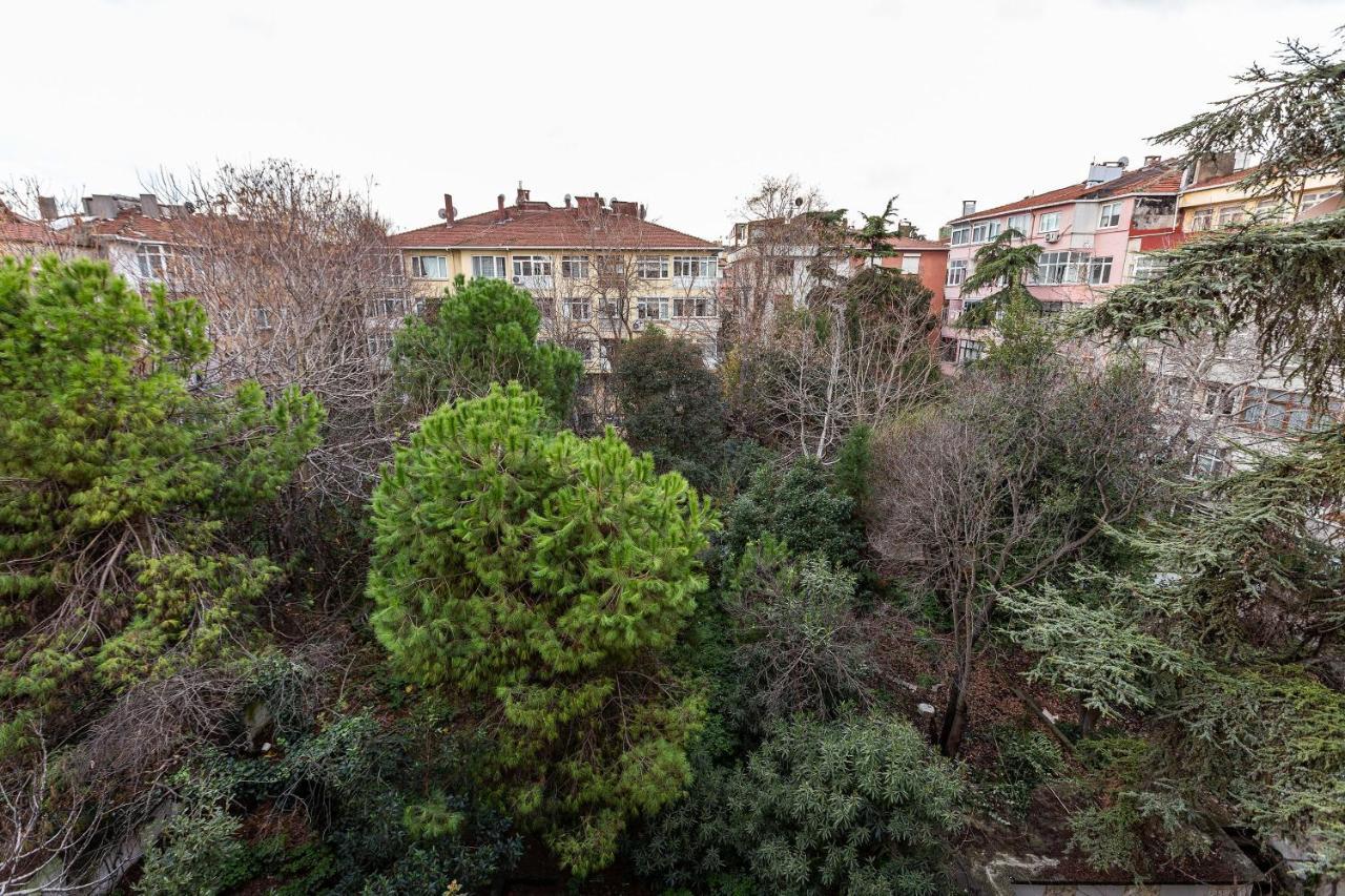 Charming Apartment Surrounded By Vibrant Attractions In Kadikoy Estambul Exterior foto